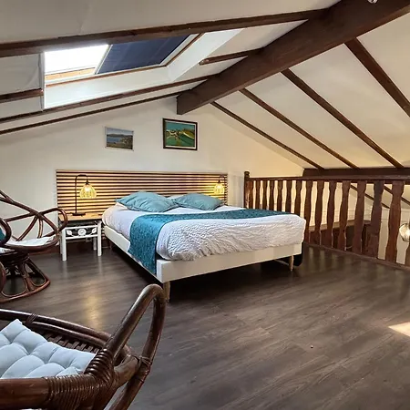 Domaine De Hurlevent Bed & Breakfast