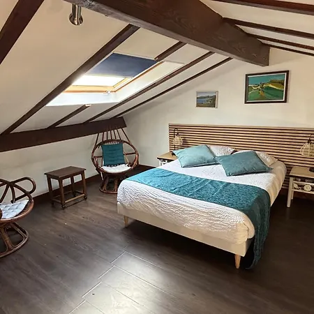 Domaine De Hurlevent Bed and breakfast Montgaillard-Lauragais